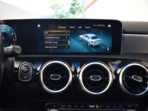 Used 2019 Mercedes-Benz A 220 4MATIC image 30