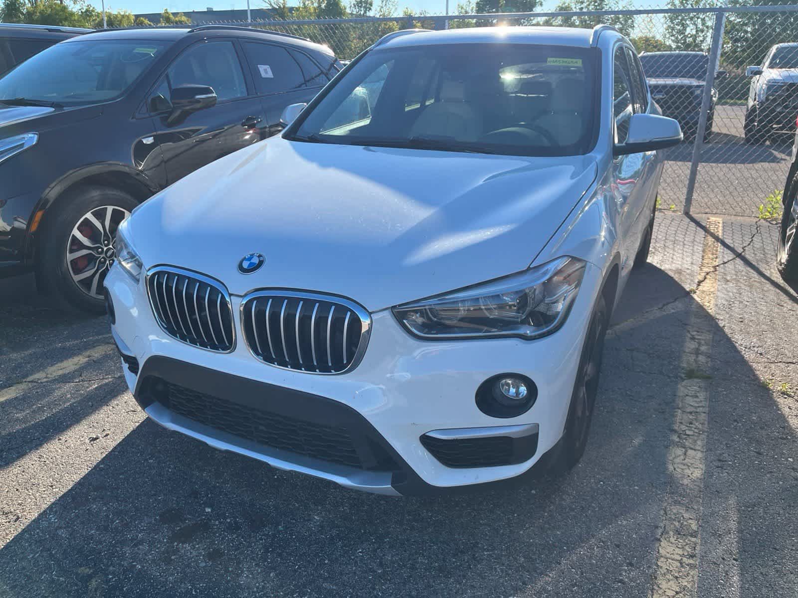 Used 2017 BMW X1 xDrive28i AWD/4WD image 3