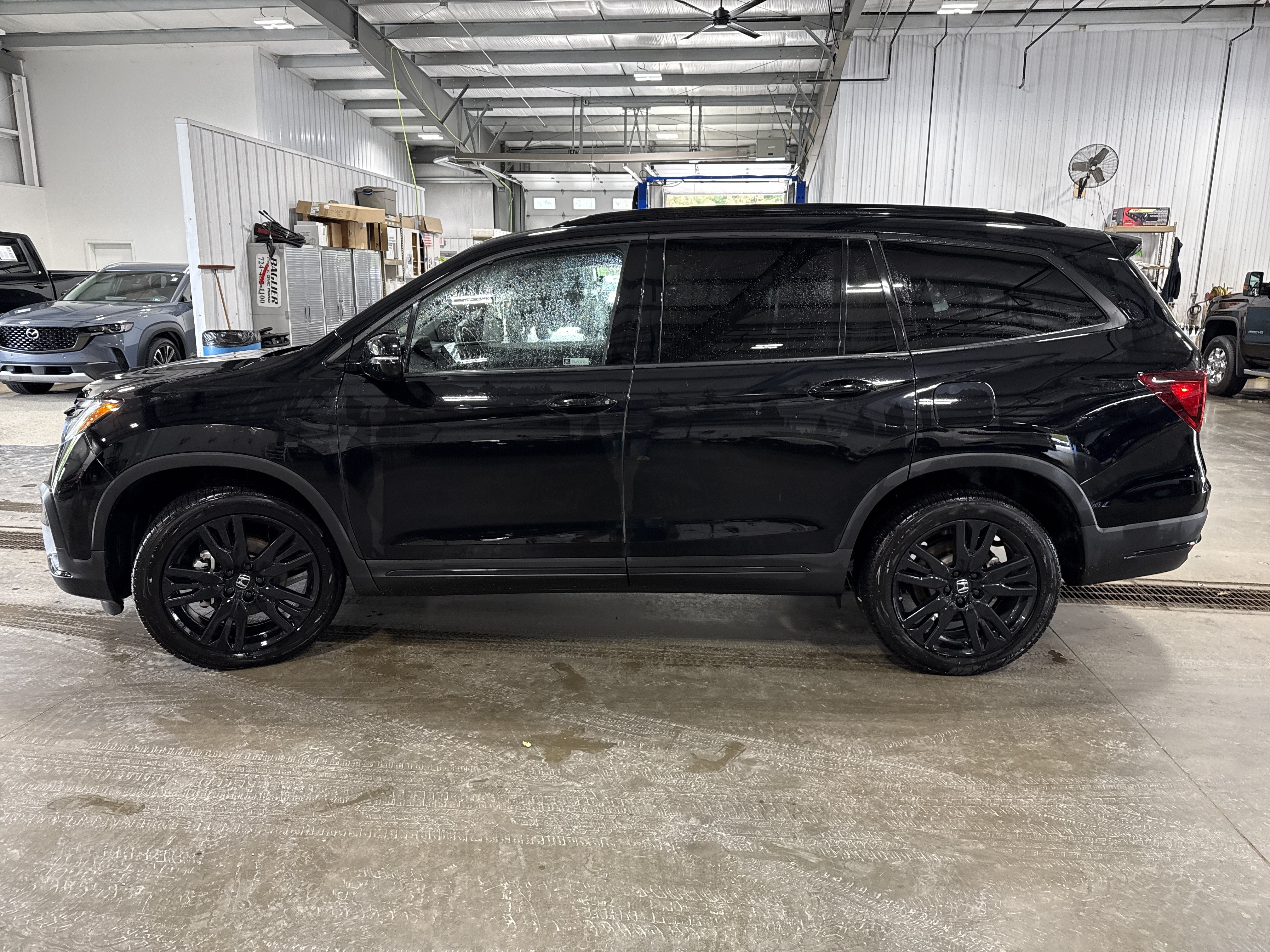 Used 2021 Honda Pilot Black Edition image 6
