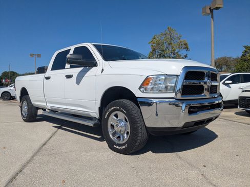 Used 2016 RAM 3500 Tradesman w/ Chrome Appearance Group image 2