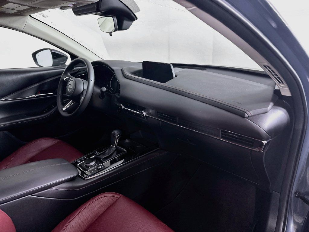 Certified 2024 MAZDA CX-30 AWD 2.5 S w/ Preferred Package image 37
