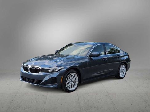 Used 2025 BMW 330i xDrive Sedan AWD/4WD image 4