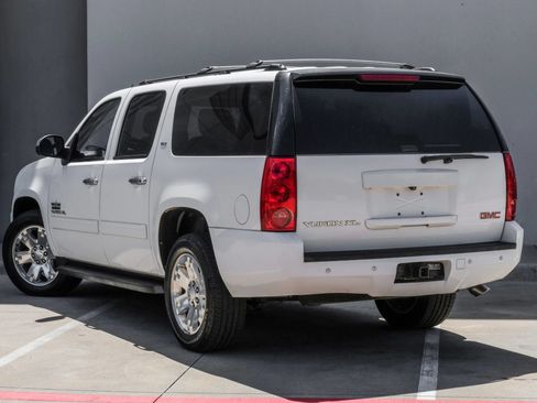 Used 2014 GMC Yukon XL SLT w/ Texas Edition RWD image 13