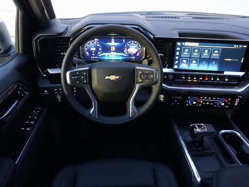 New 2026 Chevrolet Silverado 1500 LTZ w/ Z71 Off-Road Package image 12