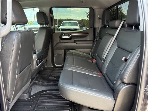 Certified 2026 GMC Sierra 1500 SLT w/ SLT Premium Plus Package AWD/4WD image 8