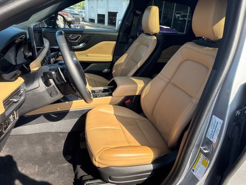 Used 2023 Lincoln Corsair Reserve w/ Equipment Group 201A AWD/4WD image 10