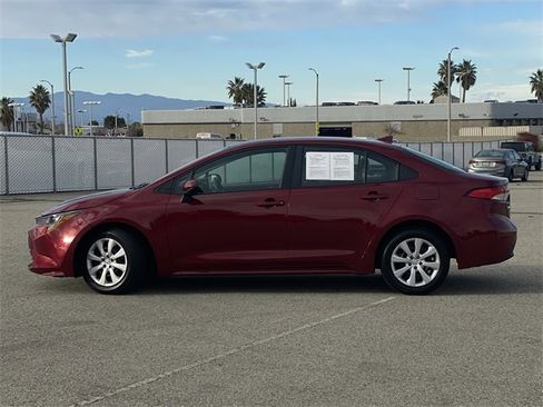 Used 2024 Toyota Corolla LE image 8