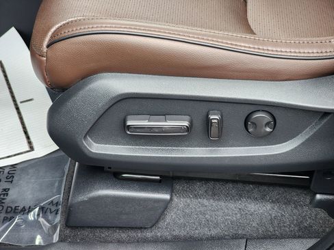 Used 2023 Honda Pilot Elite image 23