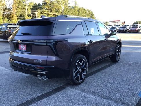 New 2026 Chevrolet Traverse High Country w/ LPO, Floor Liner Package image 4