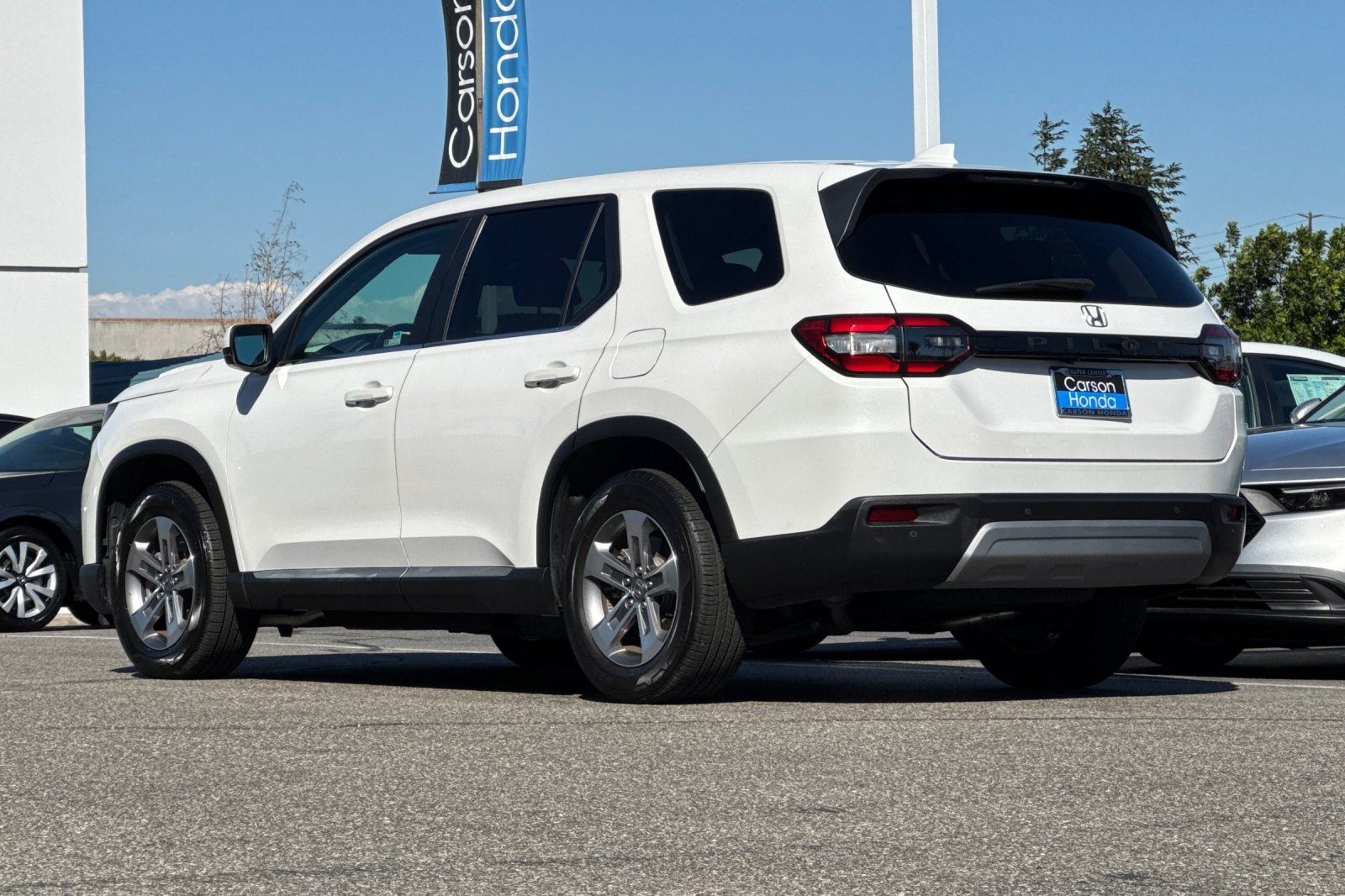 Certified 2024 Honda Pilot EX-L image 3