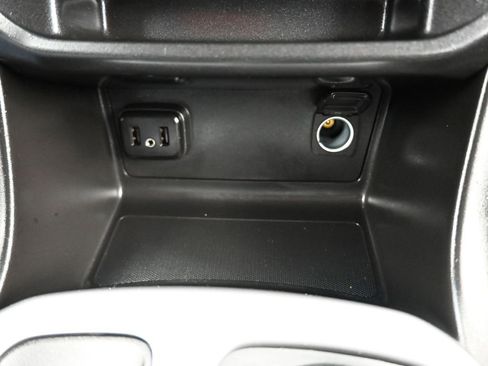 Used 2022 Chevrolet Colorado LT image 20