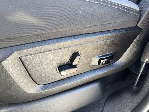 Used 2021 RAM 2500 Big Horn w/ Level 1 Equipment Group image 16