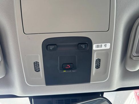 Used 2025 Toyota Camry LE FWD image 15