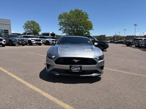 Used 2022 Ford Mustang Premium RWD image 8