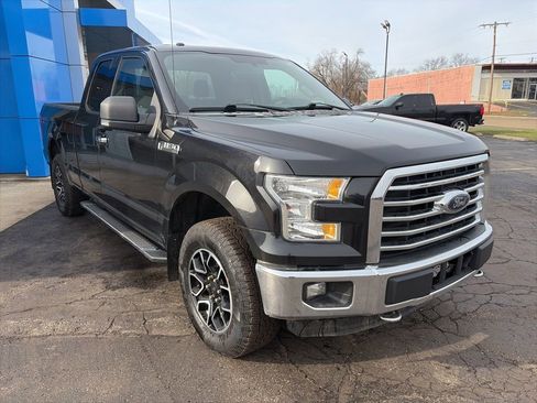 Used 2015 Ford F150 XLT w/ Equipment Group 301A Mid image 5