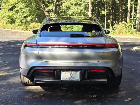 Used 2023 Porsche Taycan 4 Cross Turismo w/ Premium Package image 6