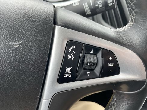 Used 2013 Chevrolet Equinox LT w/ All Star Package image 15