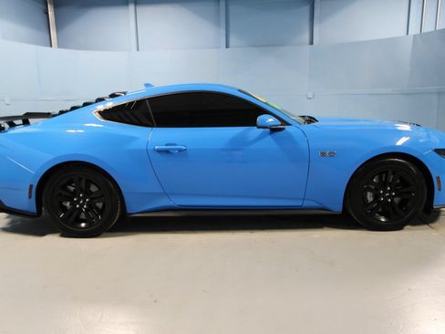 Used 2026 Ford Mustang GT RWD image 33