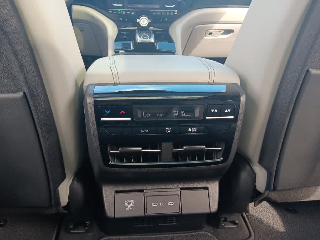Used 2026 Acura MDX w/ Technology Package AWD/4WD image 15
