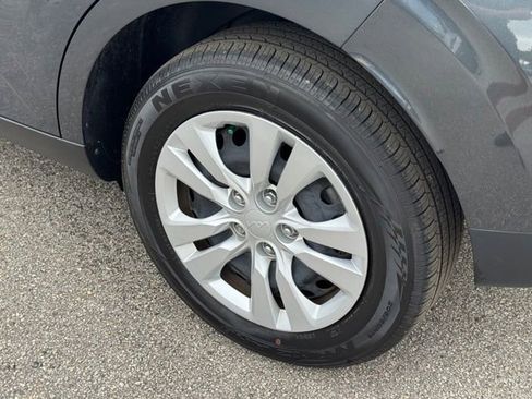Certified 2024 Kia Soul LX FWD image 5