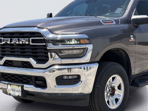 Used 2025 RAM 2500 Tradesman AWD/4WD image 8