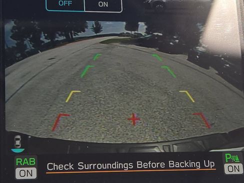 Certified 2025 Subaru Outback Touring XT AWD/4WD image 15