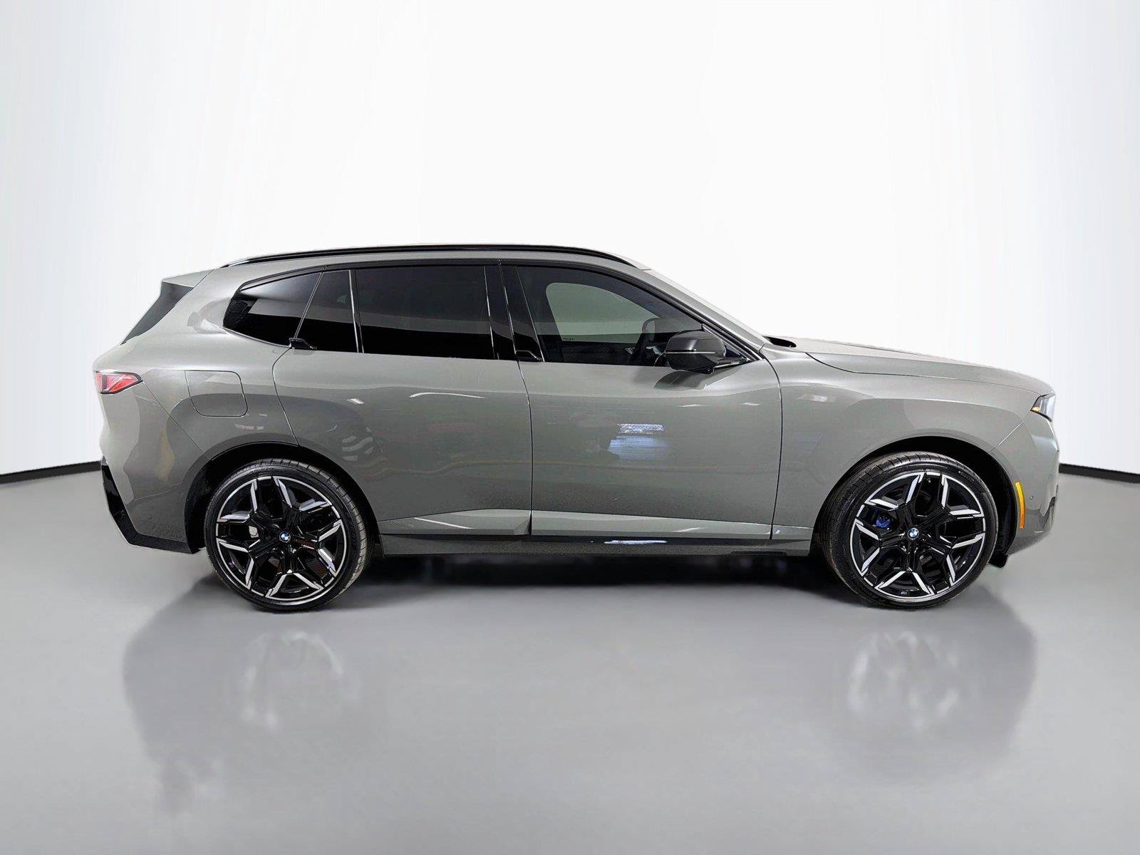 New 2027 BMW X5 xDrive40i w/ M Sport Professional Package AWD/4WD image 4