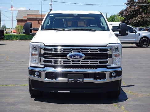 Used 2024 Ford F250 XLT w/ FX4 Off-Road Package AWD/4WD image 5