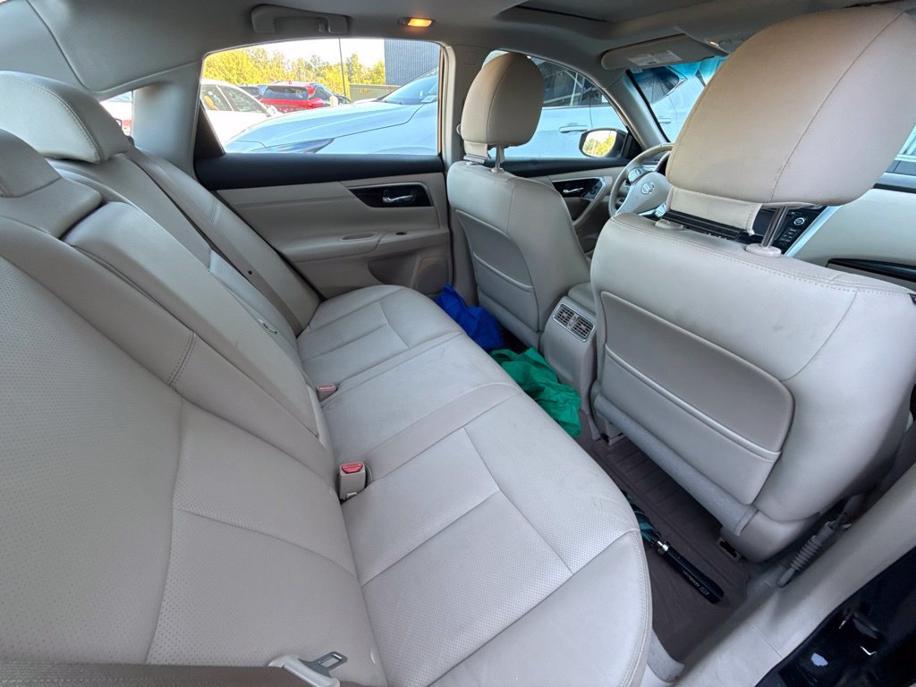 Used 2013 Nissan Altima 2.5 SL w/ Technology Pkg FWD image 15