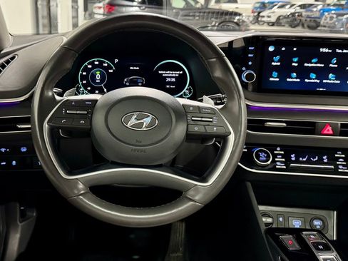 Used 2023 Hyundai Sonata Limited image 17