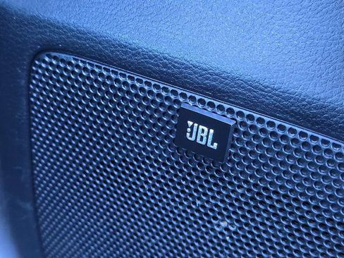 Used 2018 Toyota Tacoma TRD Off-Road image 42