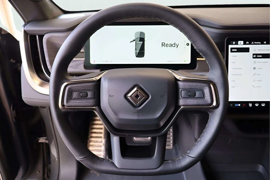 Used 2024 Rivian R1S Adventure Dual AWD/4WD image 14