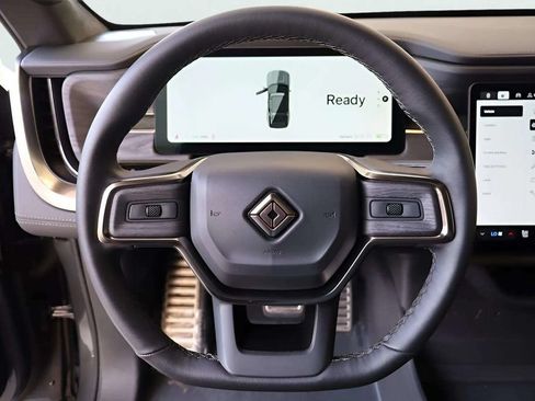 Used 2024 Rivian R1S Adventure Dual AWD/4WD image 14