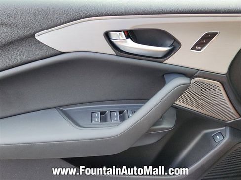 Used 2025 Acura TLX w/ Technology Package image 18