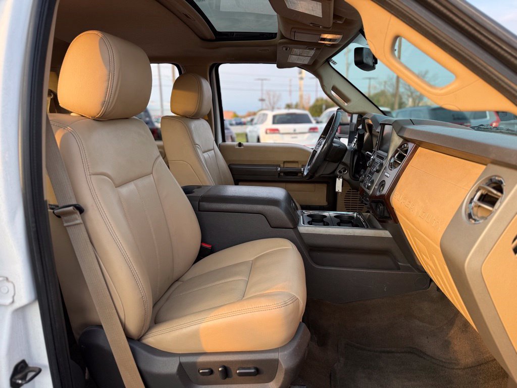 Used 2016 Ford F350 Lariat w/ Lariat Ultimate Package AWD/4WD image 13