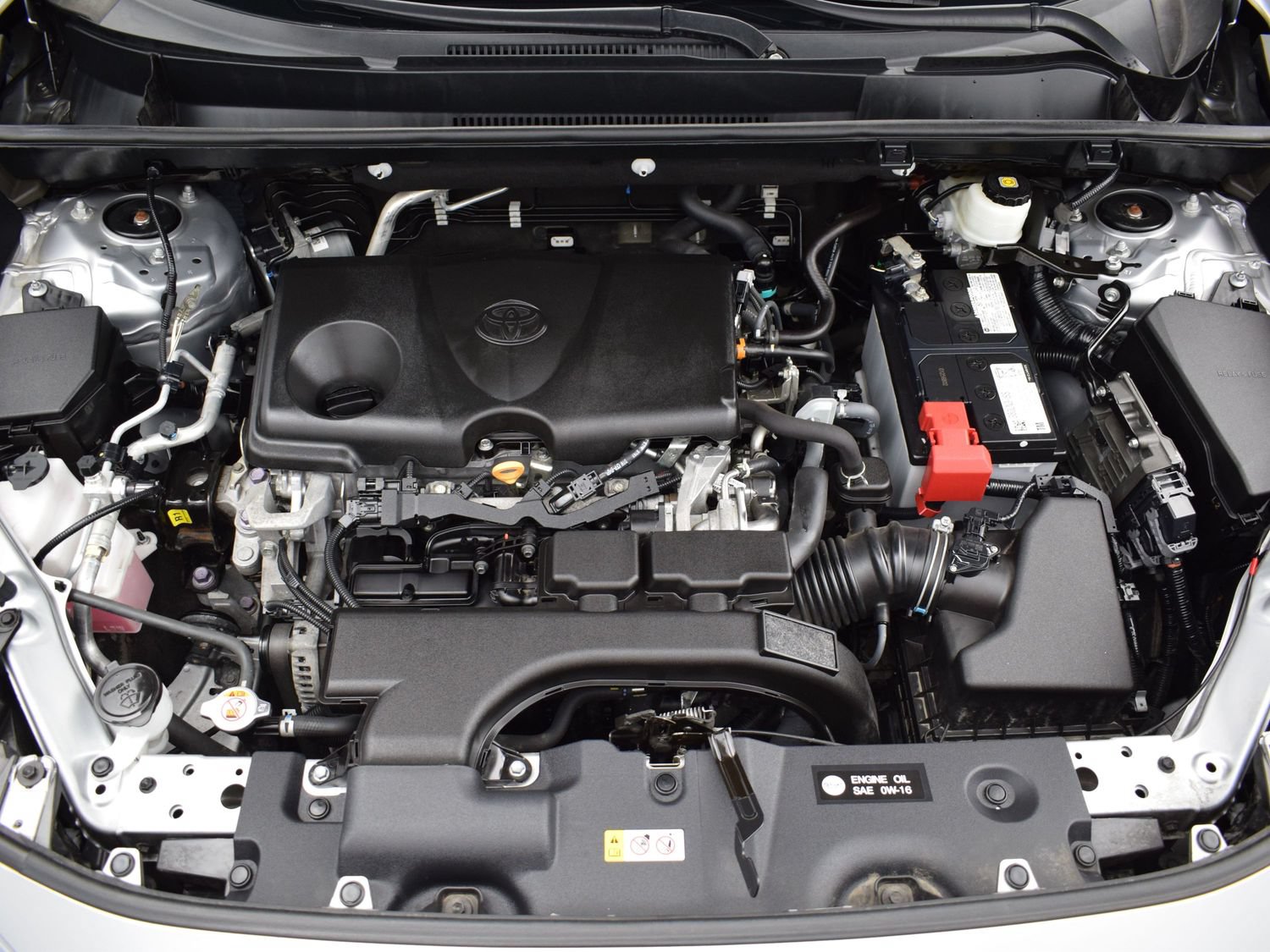 Used 2021 Toyota RAV4 XLE Premium AWD/4WD image 9