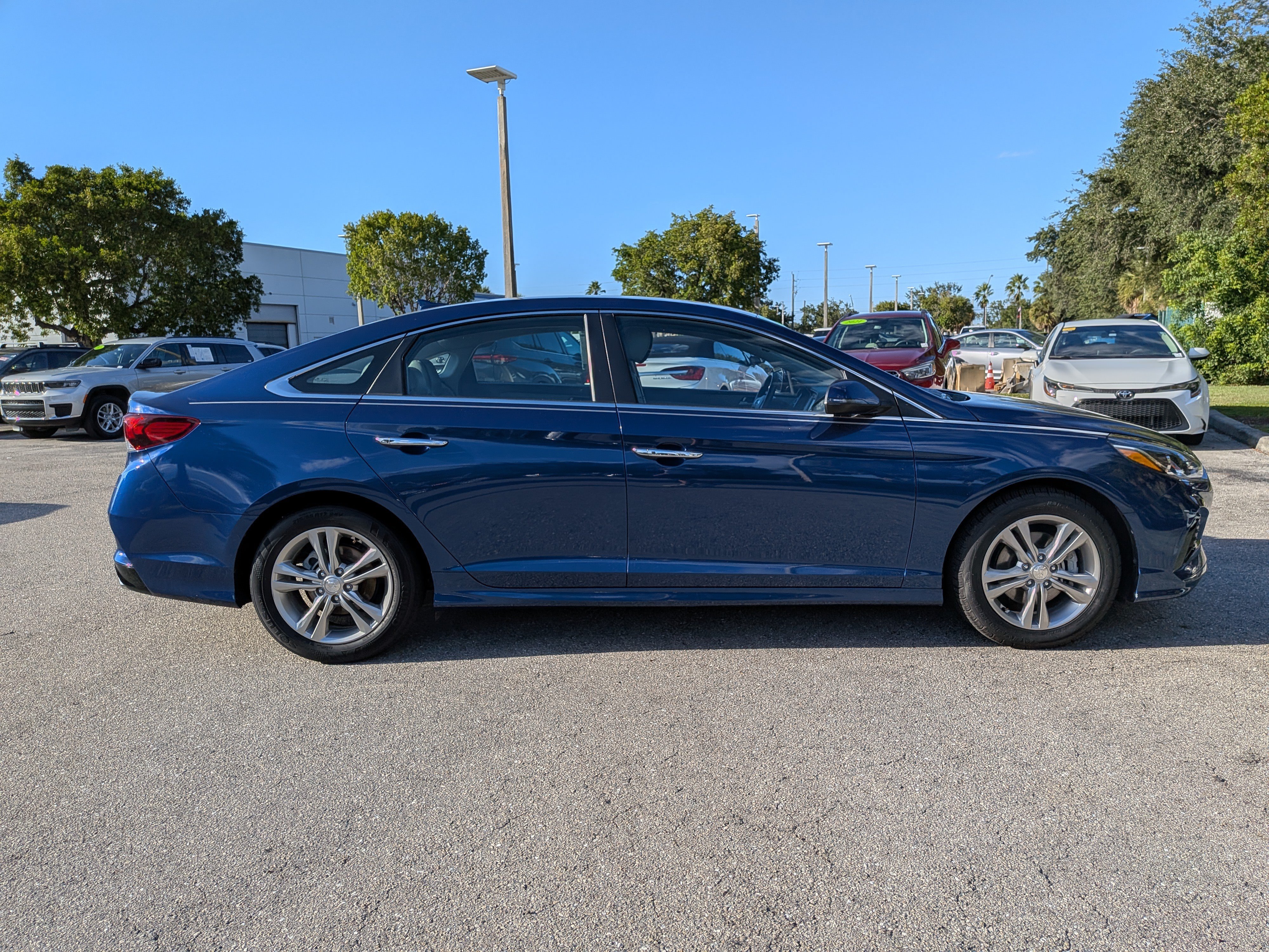 Used 2018 Hyundai Sonata SEL FWD image 3