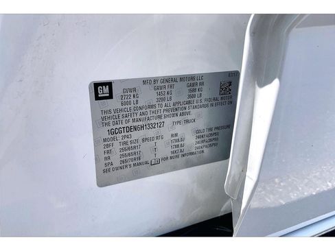Used 2017 Chevrolet Colorado Z71 AWD/4WD image 34
