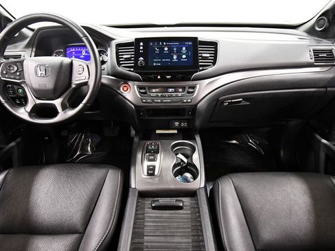 Used 2023 Honda Passport EX-L image 3