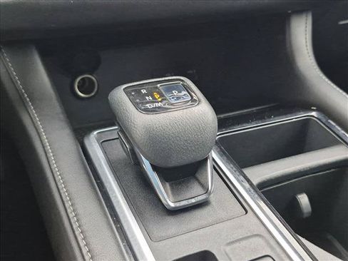 Used 2022 Nissan Pathfinder SV w/ SV Premium Package FWD image 8