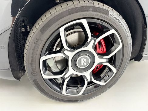 Certified 2022 Rolls-Royce Cullinan Black Badge w/ Dark Exterior Package AWD/4WD image 29