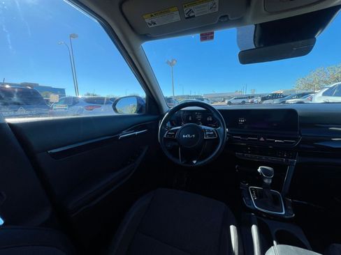 Used 2025 Kia Seltos S image 34