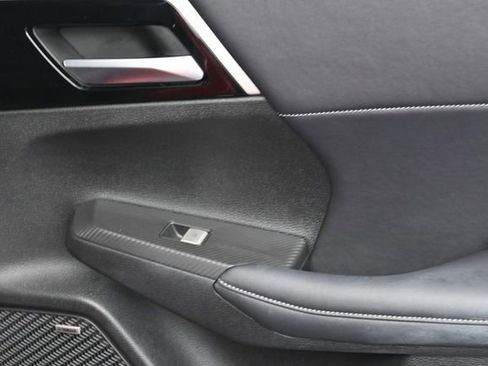 Used 2025 Mitsubishi Outlander SE FWD image 31