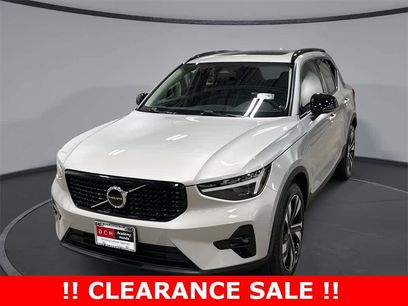 Used 2023 Volvo XC40 B5 Ultimate w/ Protection Package Premier