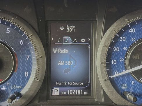 Used 2015 Toyota Sienna XLE image 13