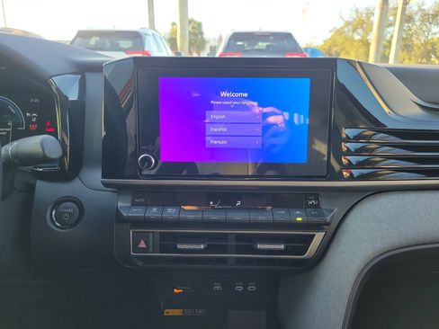 Used 2025 Toyota Camry LE image 26