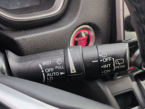 Used 2018 Honda CR-V Touring image 27