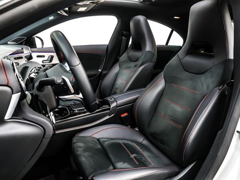 Used 2023 Mercedes-Benz CLA 250 image 17