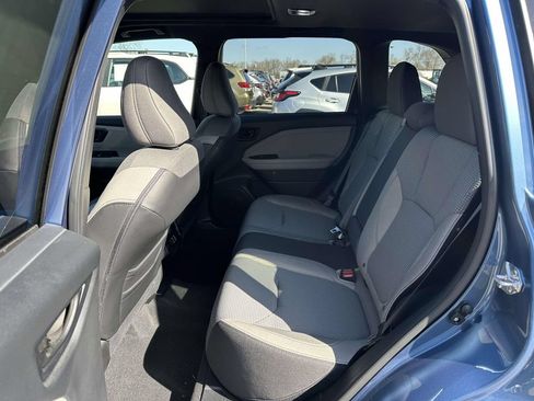 Certified 2025 Subaru Forester Premium AWD/4WD image 12