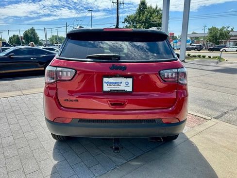 Used 2019 Jeep Compass Latitude AWD/4WD image 6